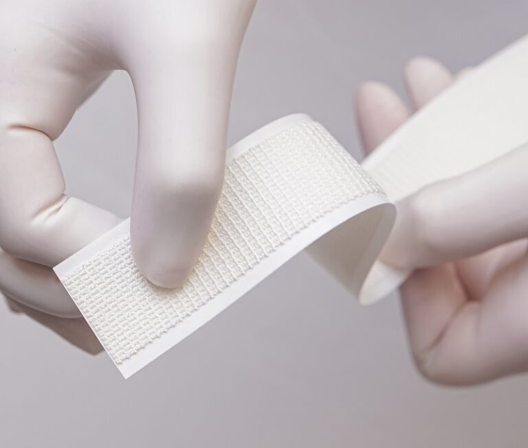 Wound Care That Really Works Groundbreaking New Silk Surgical Dressing